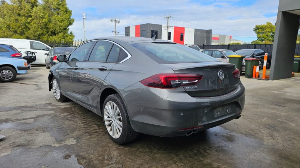 Car Wreckers - Holden Calais 2018 Grey Auto Petrol