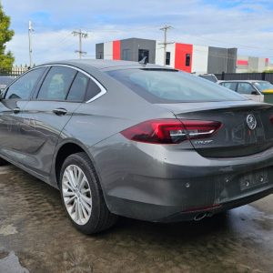 Car Wreckers - Holden Calais 2018 Grey Auto Petrol