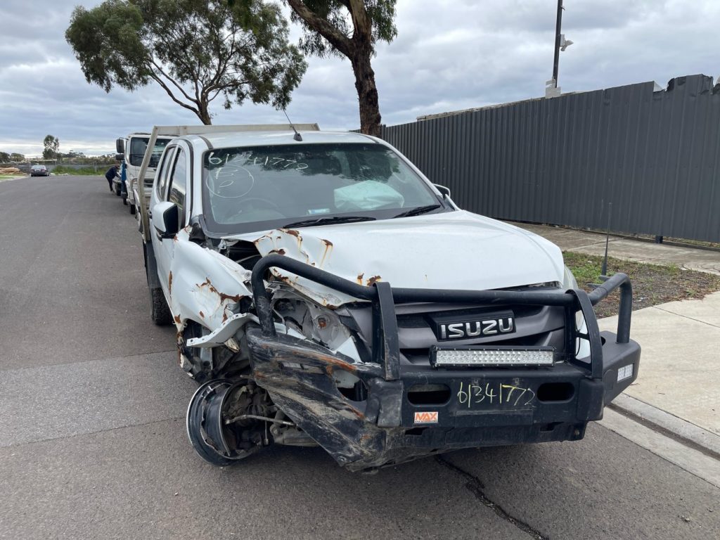 Isuzu D-Max 2018 TFS85J II CRDi 3.0L 4JJ1-TC Euro 4 DOHC 16v Turbo Diesel Direct Inj. 4cyl 130kW Utility AWD