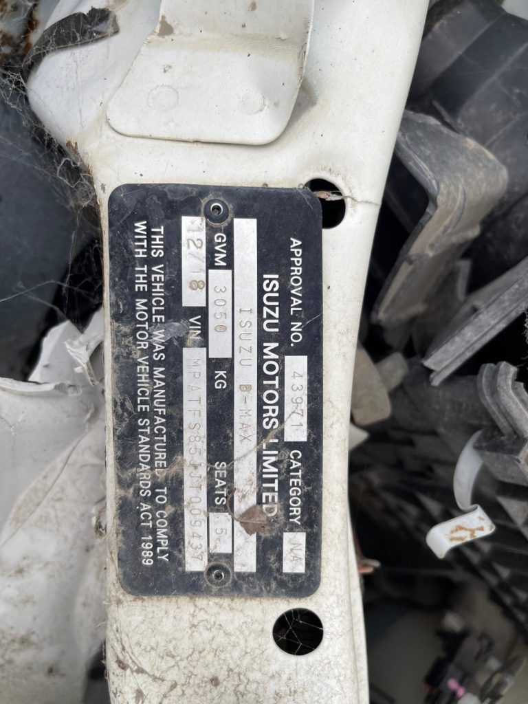 Isuzu D-Max 2018 TFS85J II CRDi 3.0L 4JJ1-TC Euro 4 DOHC 16v Turbo Diesel Direct Inj. 4cyl 130kW Utility AWD