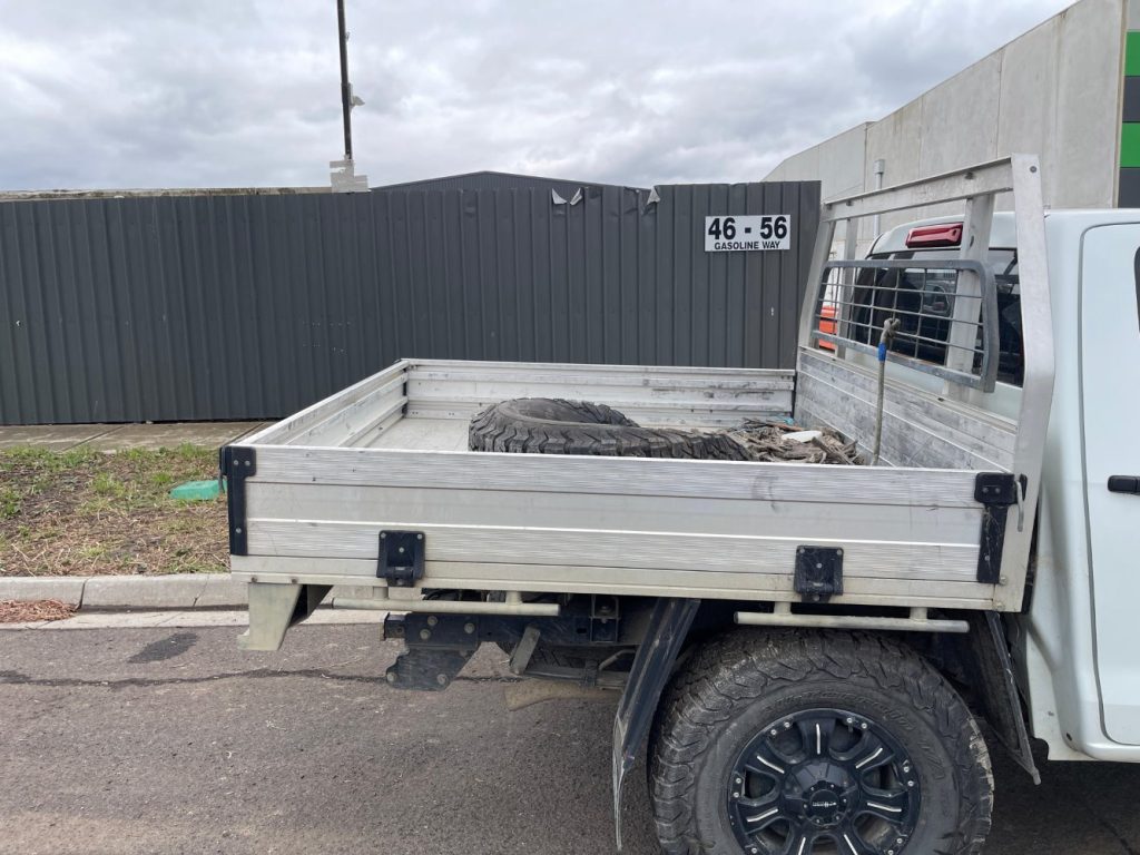 Isuzu D-Max 2018 TFS85J II CRDi 3.0L 4JJ1-TC Euro 4 DOHC 16v Turbo Diesel Direct Inj. 4cyl 130kW Utility AWD