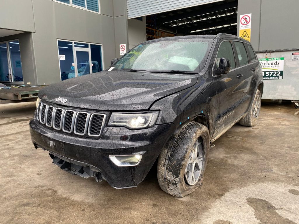 Car Wreckers - Jeep Grand Cherokee 2018 Black Auto Petrol