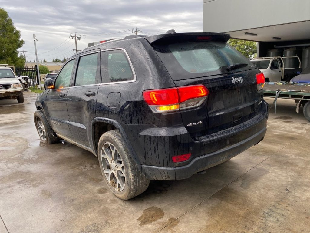Car Wreckers - Jeep Grand Cherokee 2018 Black Auto Petrol