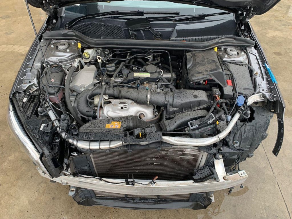 Car Wreckers - Mercedes GLA180 2018 Silver Auto Petrol