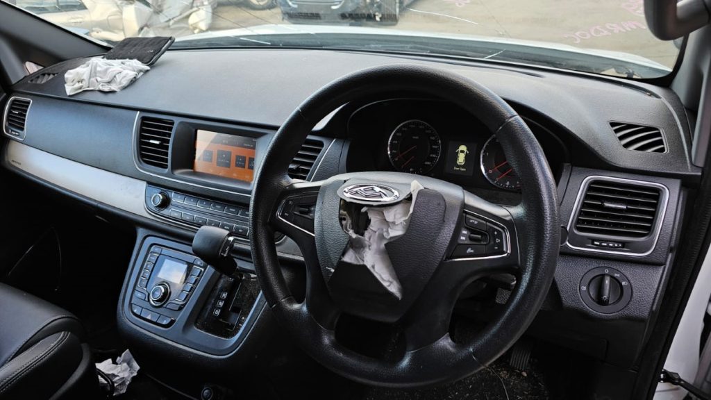 Car Wreckers - LDV G10 2020 White Auto Diesel