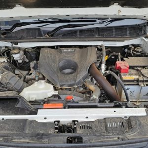 Car Wreckers - Isuzu D-Max 2022 White Auto Petrol