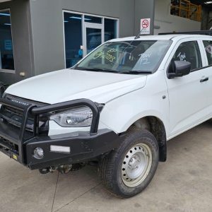 Car Wreckers - Isuzu D-Max 2022 White Auto Petrol