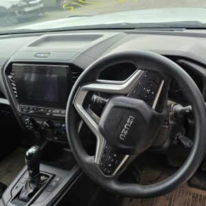 Car Wreckers - Isuzu D-Max 2022 White Auto Petrol