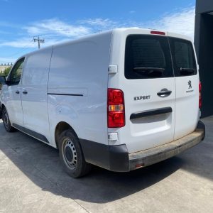 Car Wreckers - Peugeot Expert 2022 White Auto Diesel