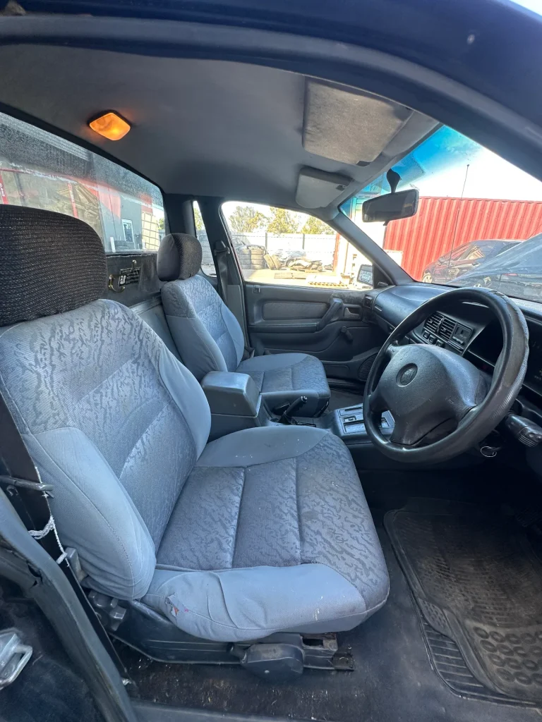 Holden Commodore 1995 Black Auto Petrol