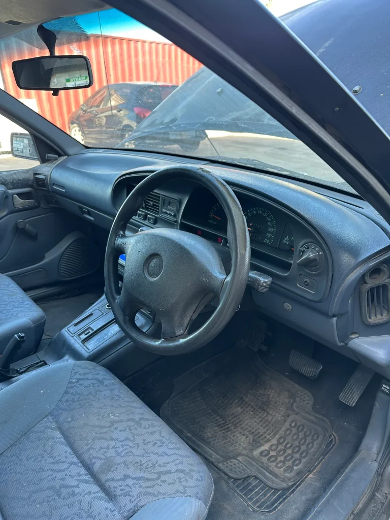 Holden Commodore 1995 Black Auto Petrol