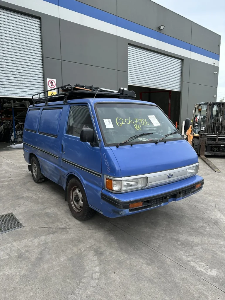 Ford Econovan 1998 Blue Man Petrol