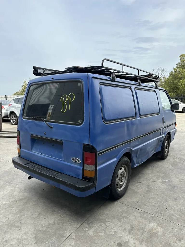 Ford Econovan 1998 Blue Man Petrol