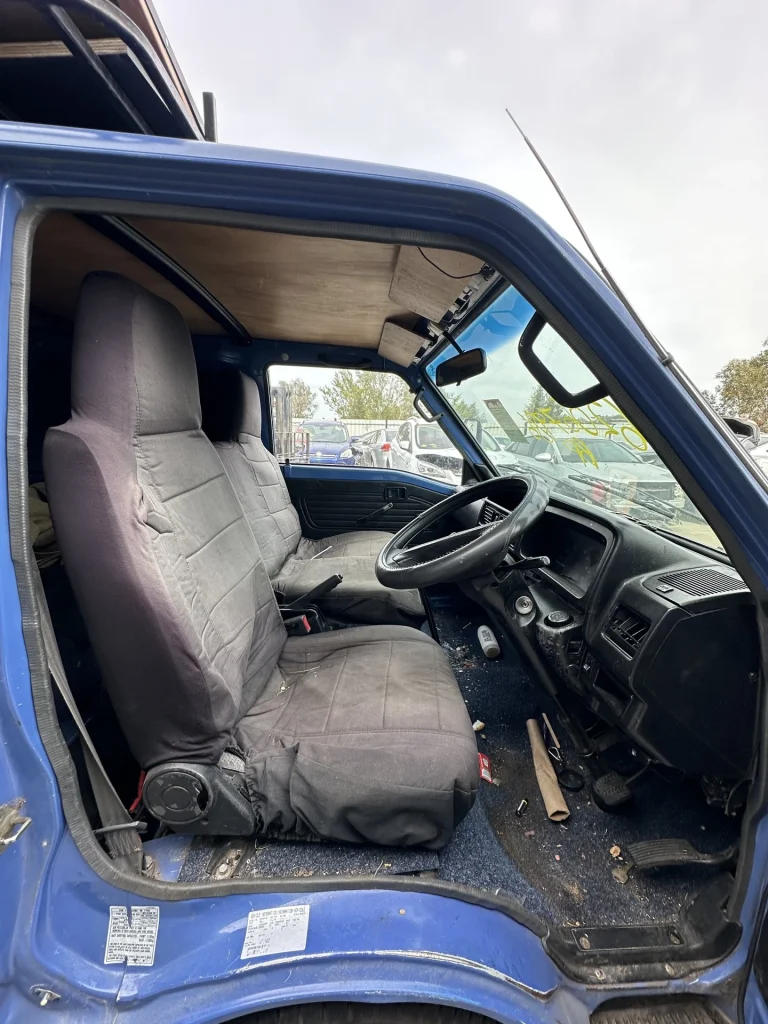 Ford Econovan 1998 Blue Man Petrol