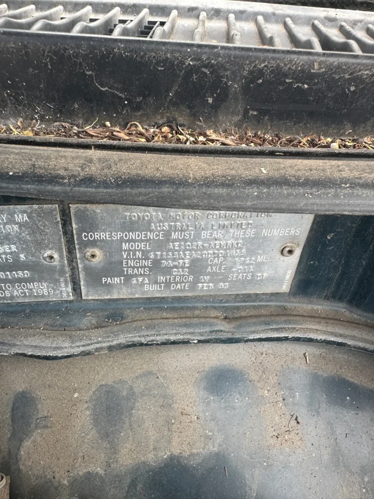 Toyota Corolla 1998 Green Man Petrol