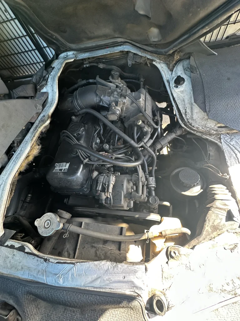 Toyota HiAce 1999 White Manual Petrol