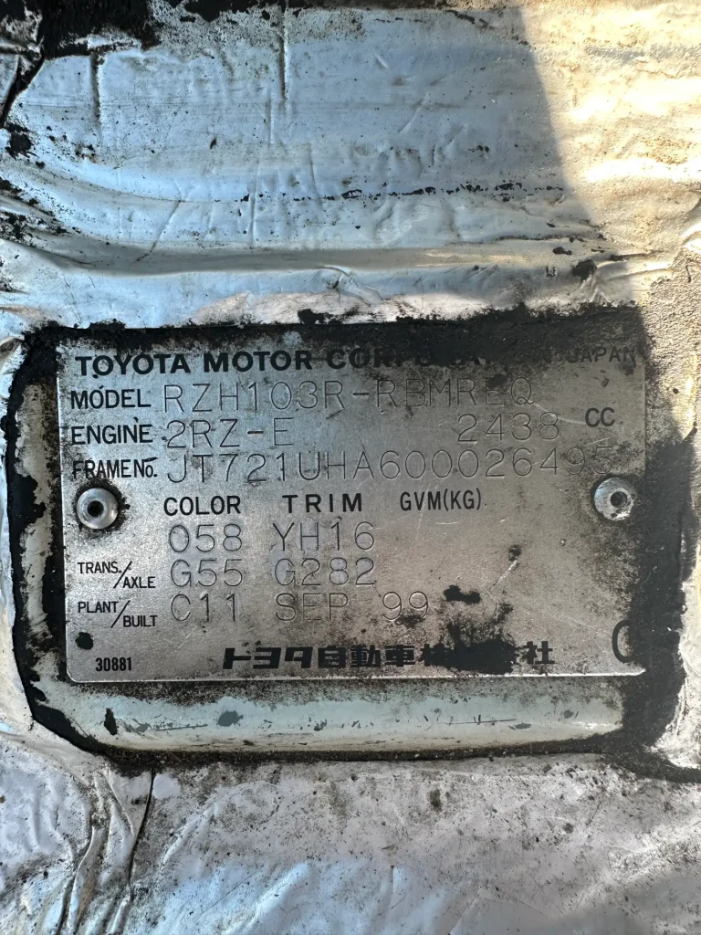 Toyota HiAce 1999 White Manual Petrol