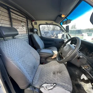 Toyota HiAce 1999 White Manual Petrol