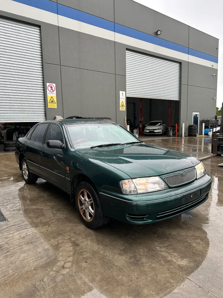 Toyota Avalon 2000 Green Auto Petrol