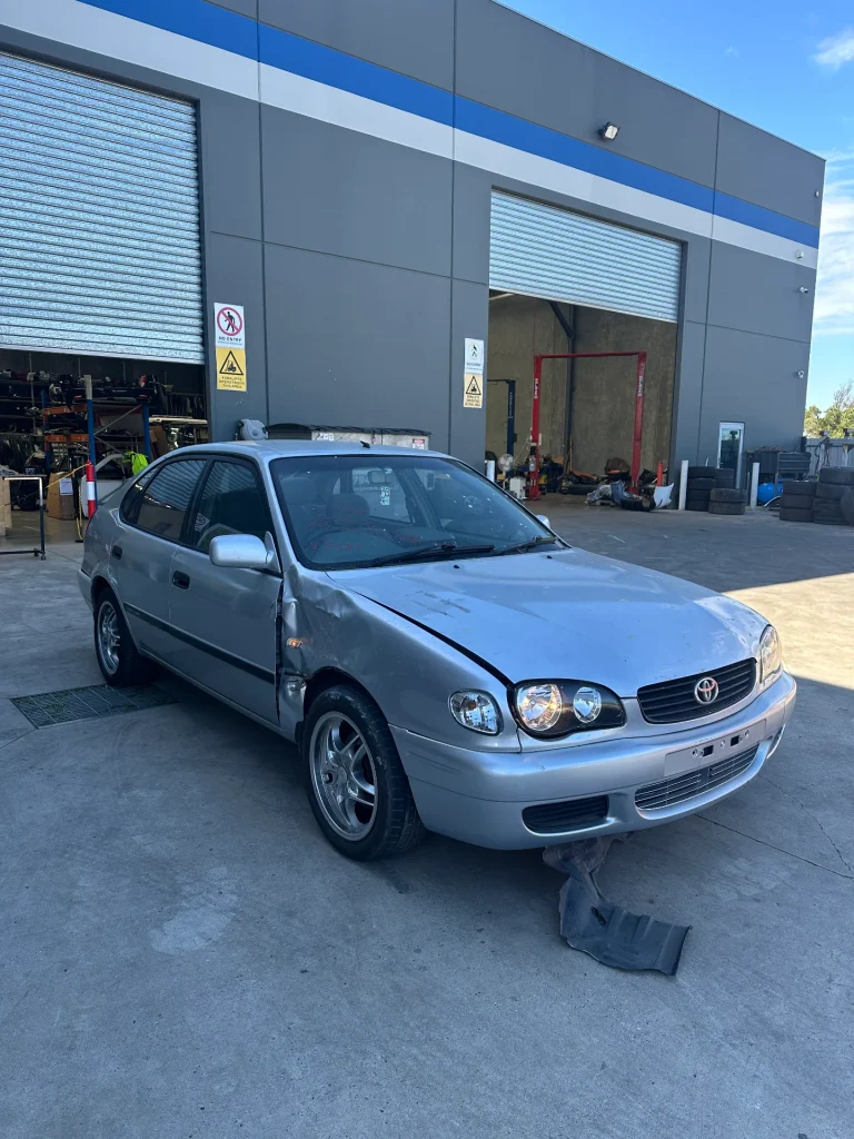 Toyota Corolla 2001 Silver Auto Petrol