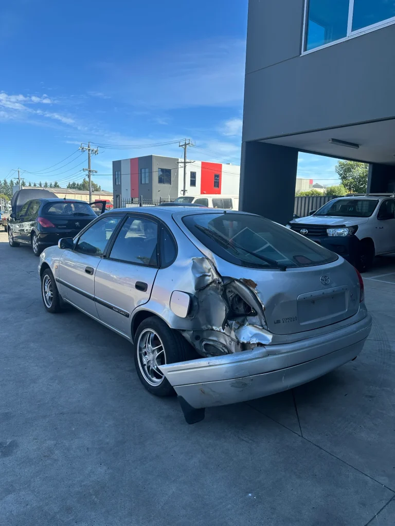 Toyota Corolla 2001 Silver Auto Petrol