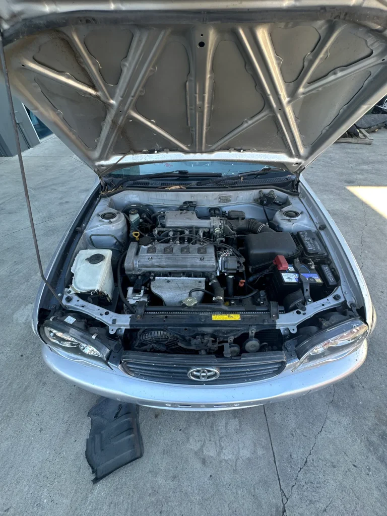 Toyota Corolla 2001 Silver Auto Petrol