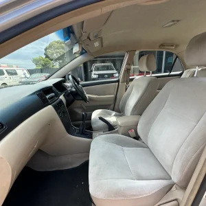 Toyota Corolla 2001 Silver Man Petrol