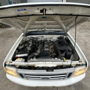 Ford Courier 2003 White Manual Diesel