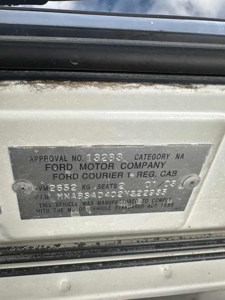 Ford Courier 2003 White Manual Diesel