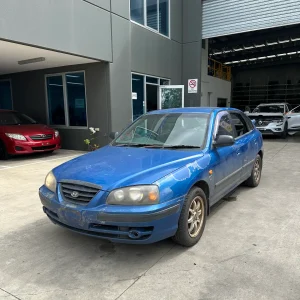 Hyundai Elantra 2004 Blue Manual Petrol