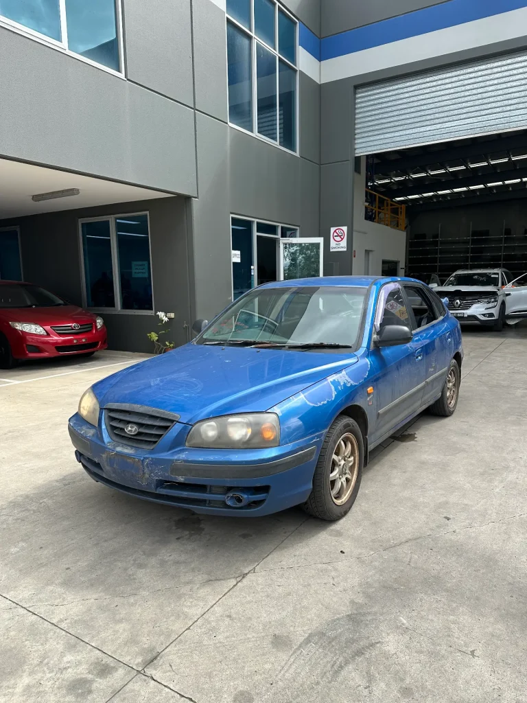 Hyundai Elantra 2004 Blue Manual Petrol