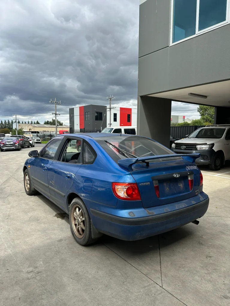 Hyundai Elantra 2004 Blue Manual Petrol