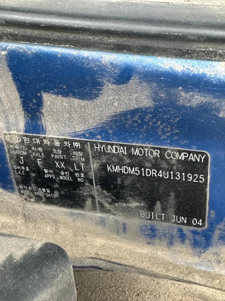 Hyundai Elantra 2004 Blue Manual Petrol