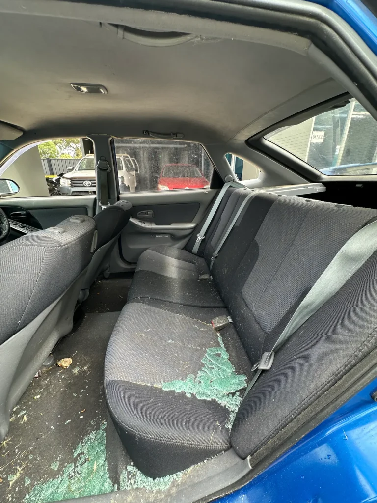 Hyundai Elantra 2004 Blue Manual Petrol