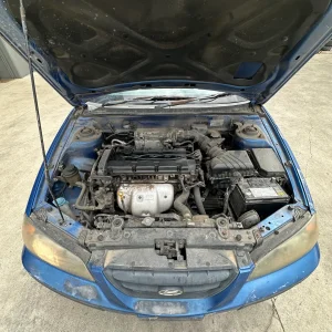 Hyundai Elantra 2004 Blue Manual Petrol