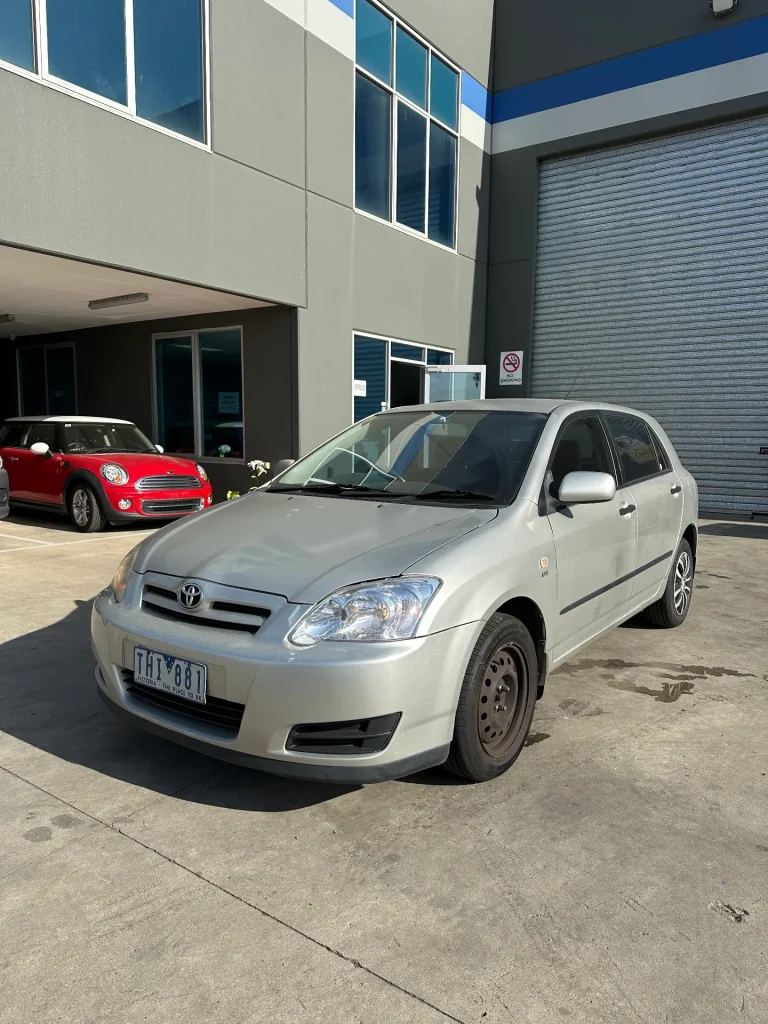 Toyota Corolla 2004 Silver Auto Petrol