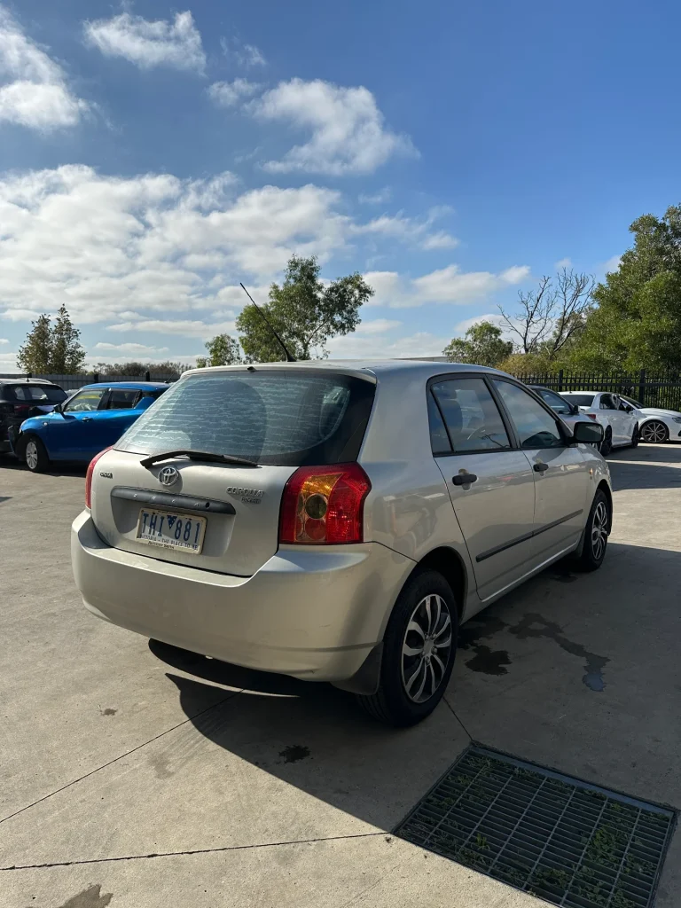 Toyota Corolla 2004 Silver Auto Petrol