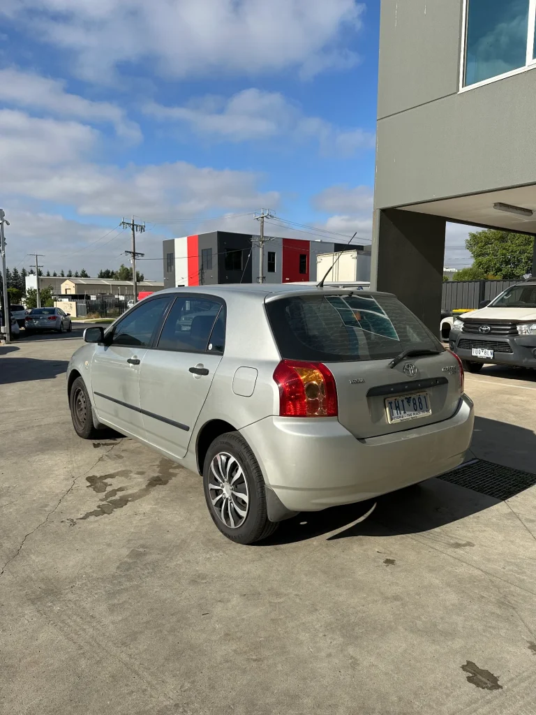 Toyota Corolla 2004 Silver Auto Petrol