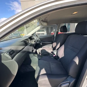 Toyota Corolla 2004 Silver Auto Petrol