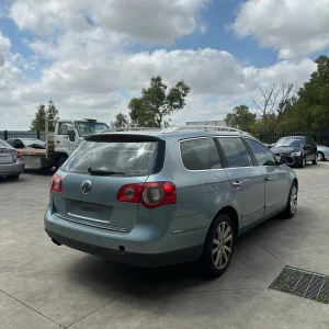 Volkswagen Passat 2006 Blue Auto Petrol