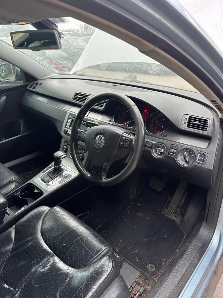 Volkswagen Passat 2006 Blue Auto Petrol