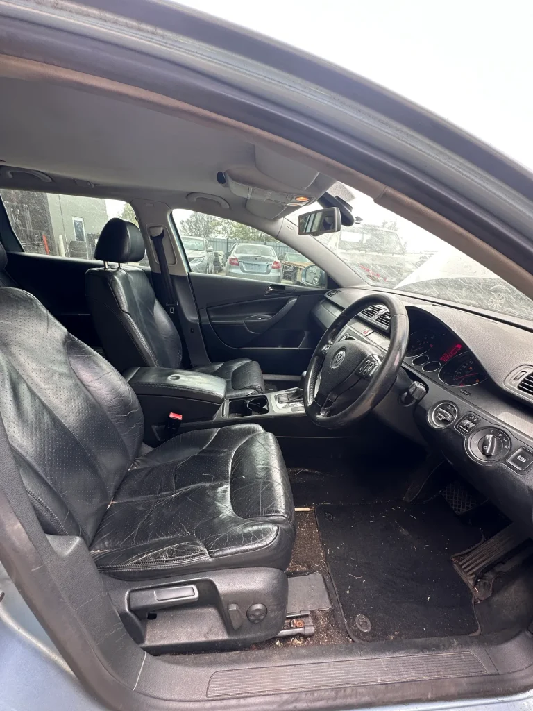 Volkswagen Passat 2006 Blue Auto Petrol