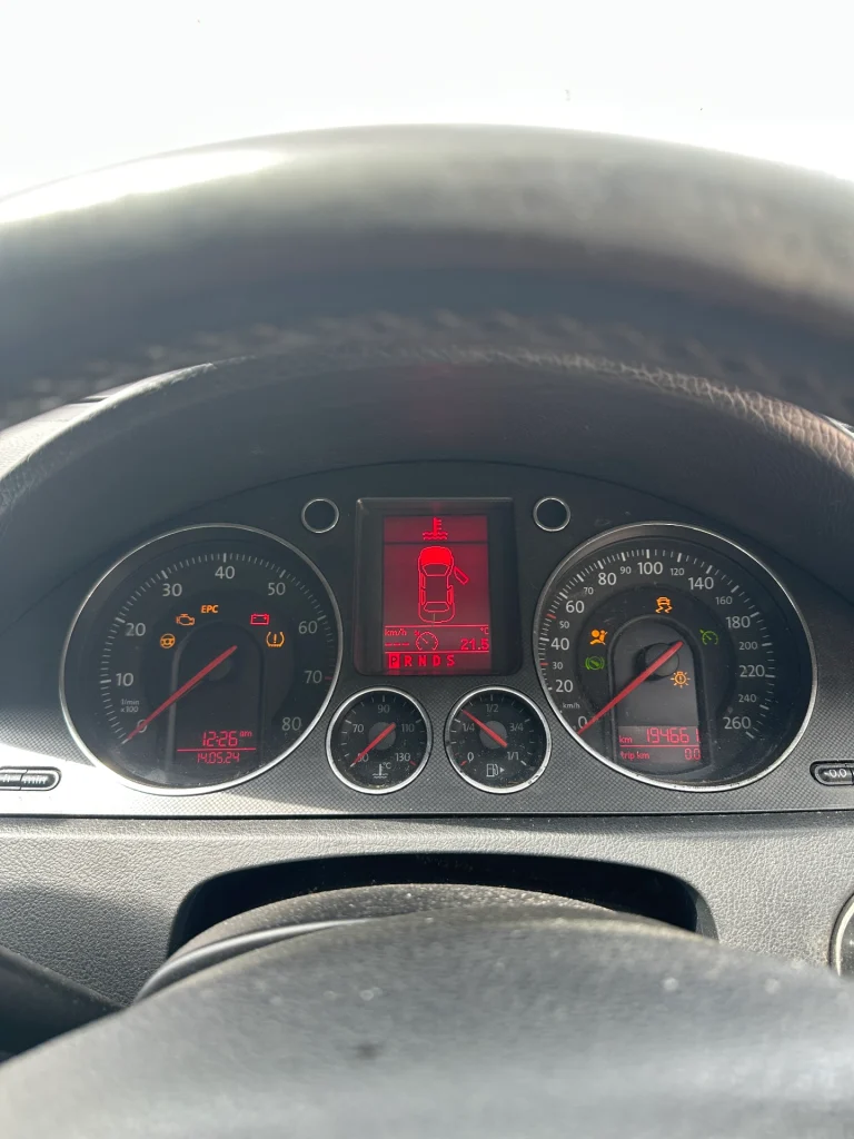 Volkswagen Passat 2006 Blue Auto Petrol