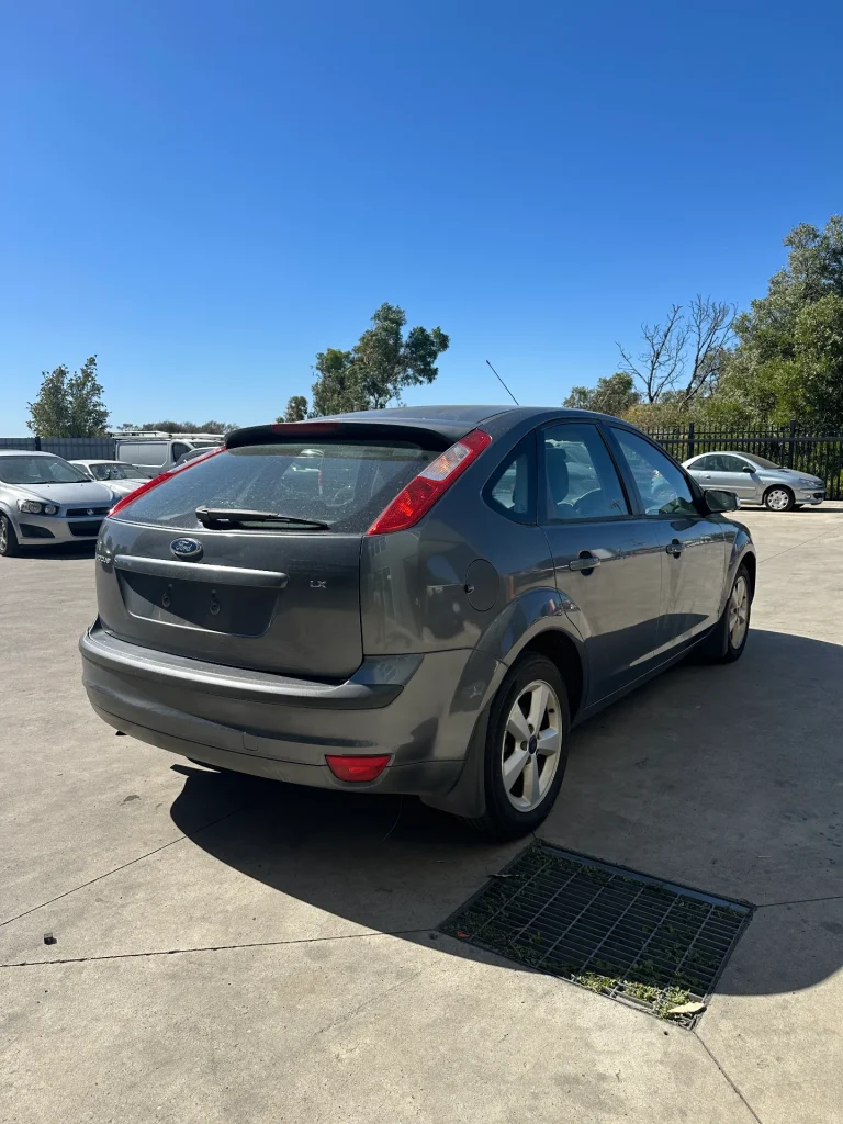 Ford Focus 2007 Grey Manual Petrol