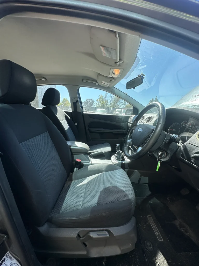 Ford Focus 2007 Grey Manual Petrol