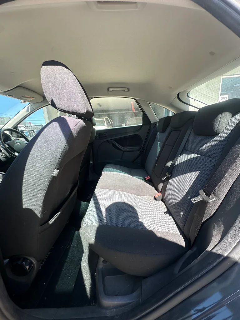 Ford Focus 2007 Grey Manual Petrol