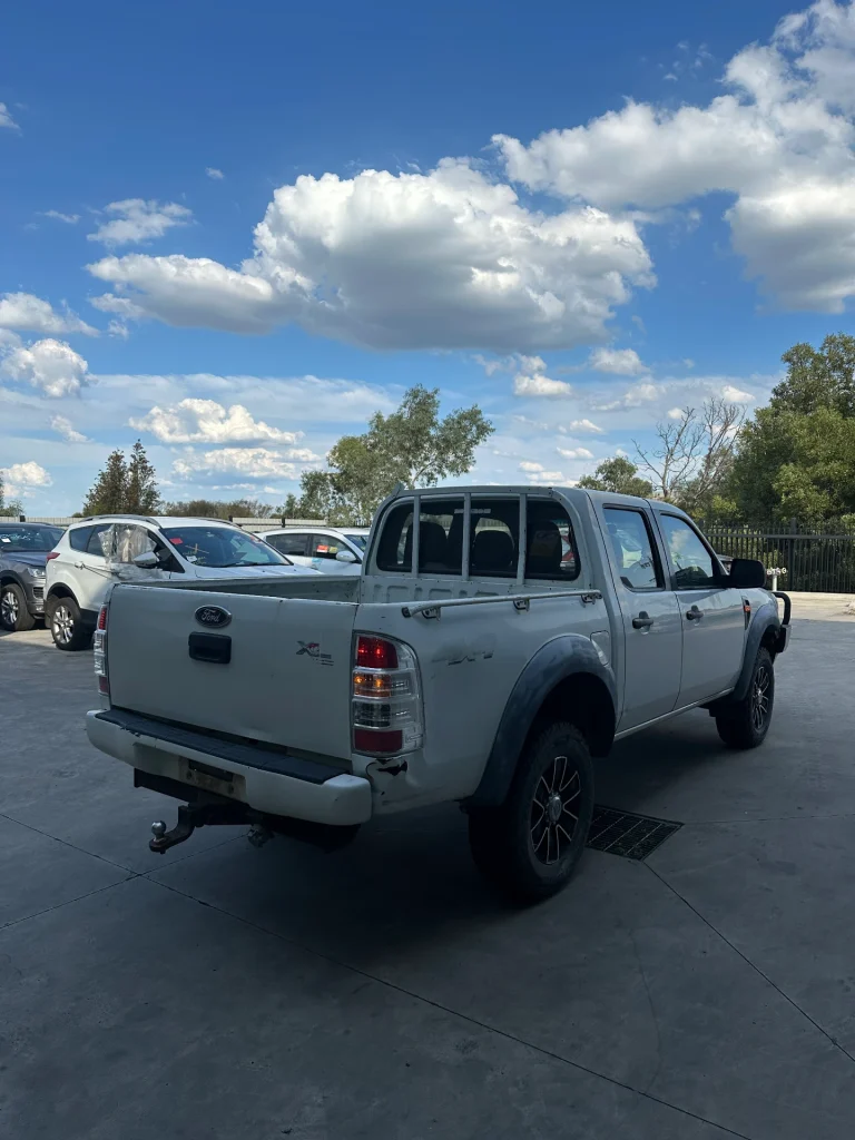 Ford Ranger 2009 White Manual Diesel