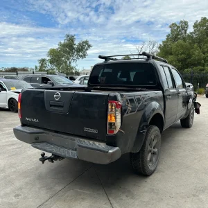 Nissan Navara 2009 Black Man Diesel