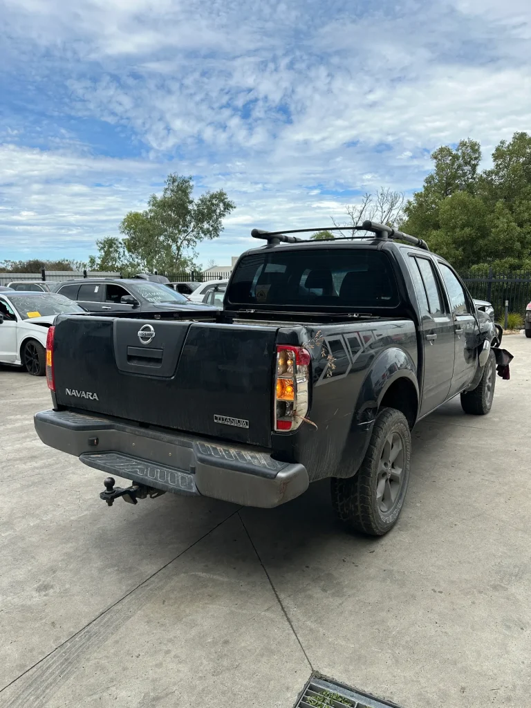 Nissan Navara 2009 Black Man Diesel