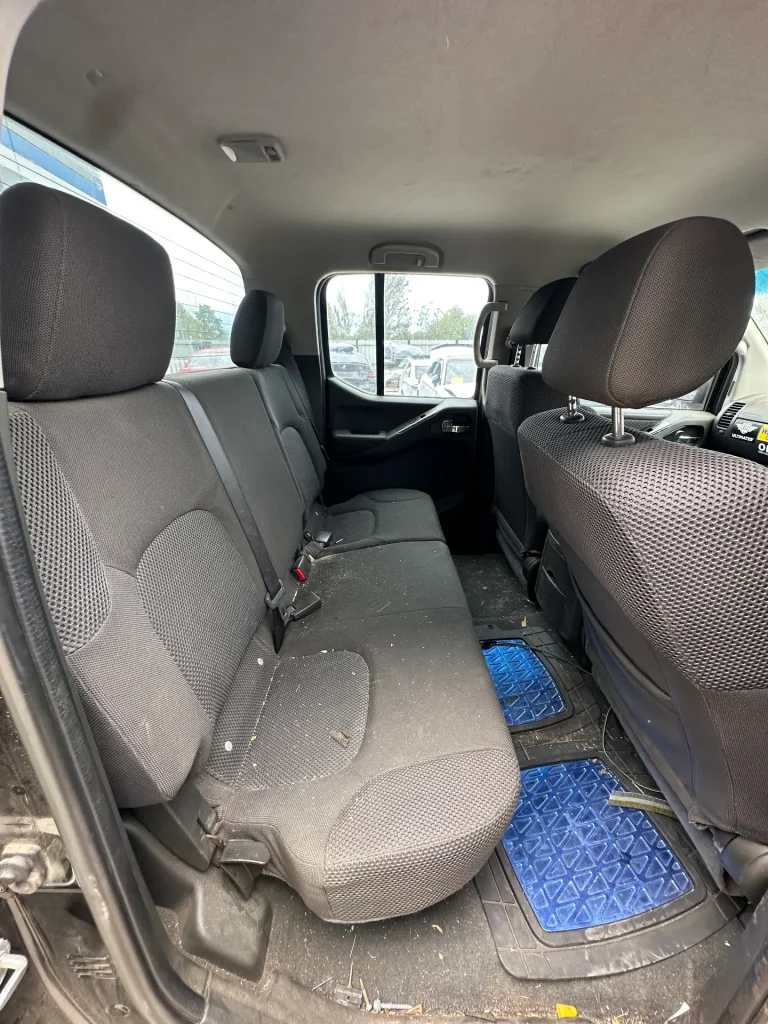 Nissan Navara 2009 Black Man Diesel